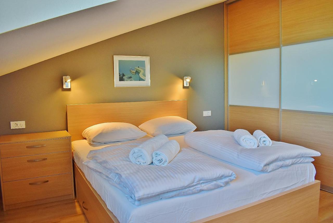 Guest House Panorama Palit Exterior photo