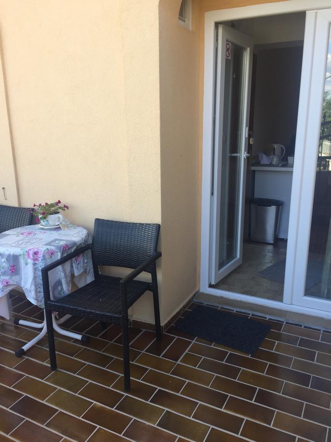 Guest House Panorama Palit Exterior photo